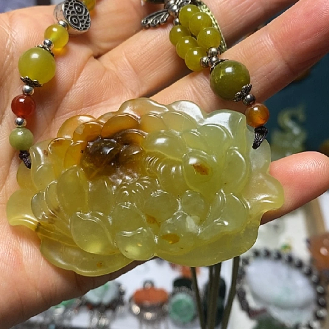 【闪购商品】翡翠未镶嵌吊坠(赠链)
