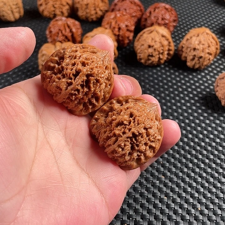 H***.把件文玩核桃满天星40