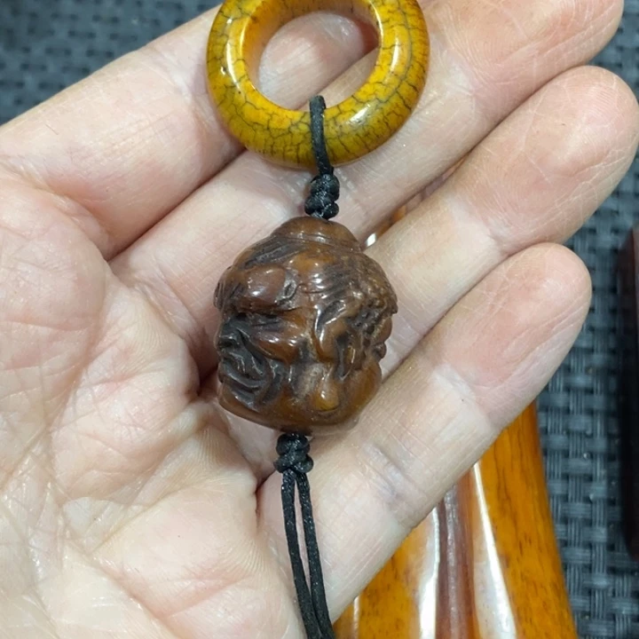 滴血莲花菩提吊坠