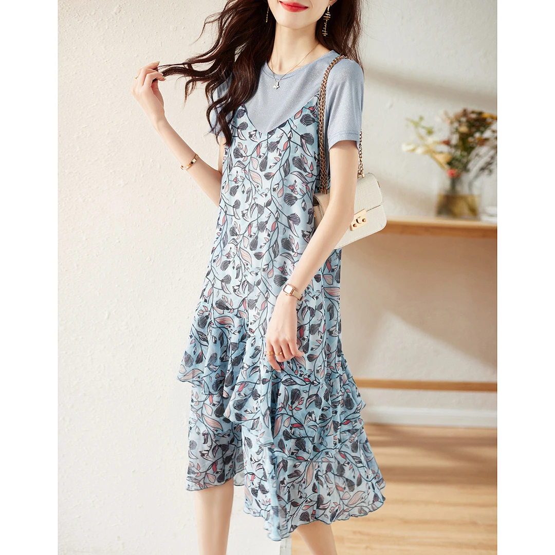 558 假两件雪纺连衣裙女夏季新款宽松显瘦减龄碎花拼接吊带裙子