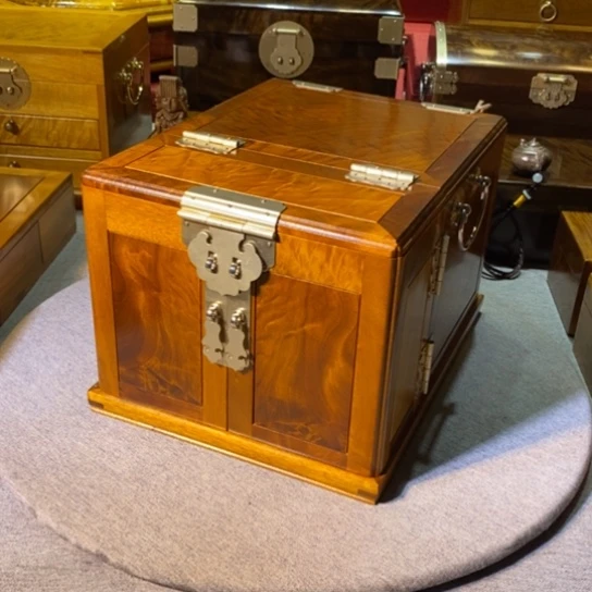 正***义金丝楠金丝楠木小叶丹风首饰盒