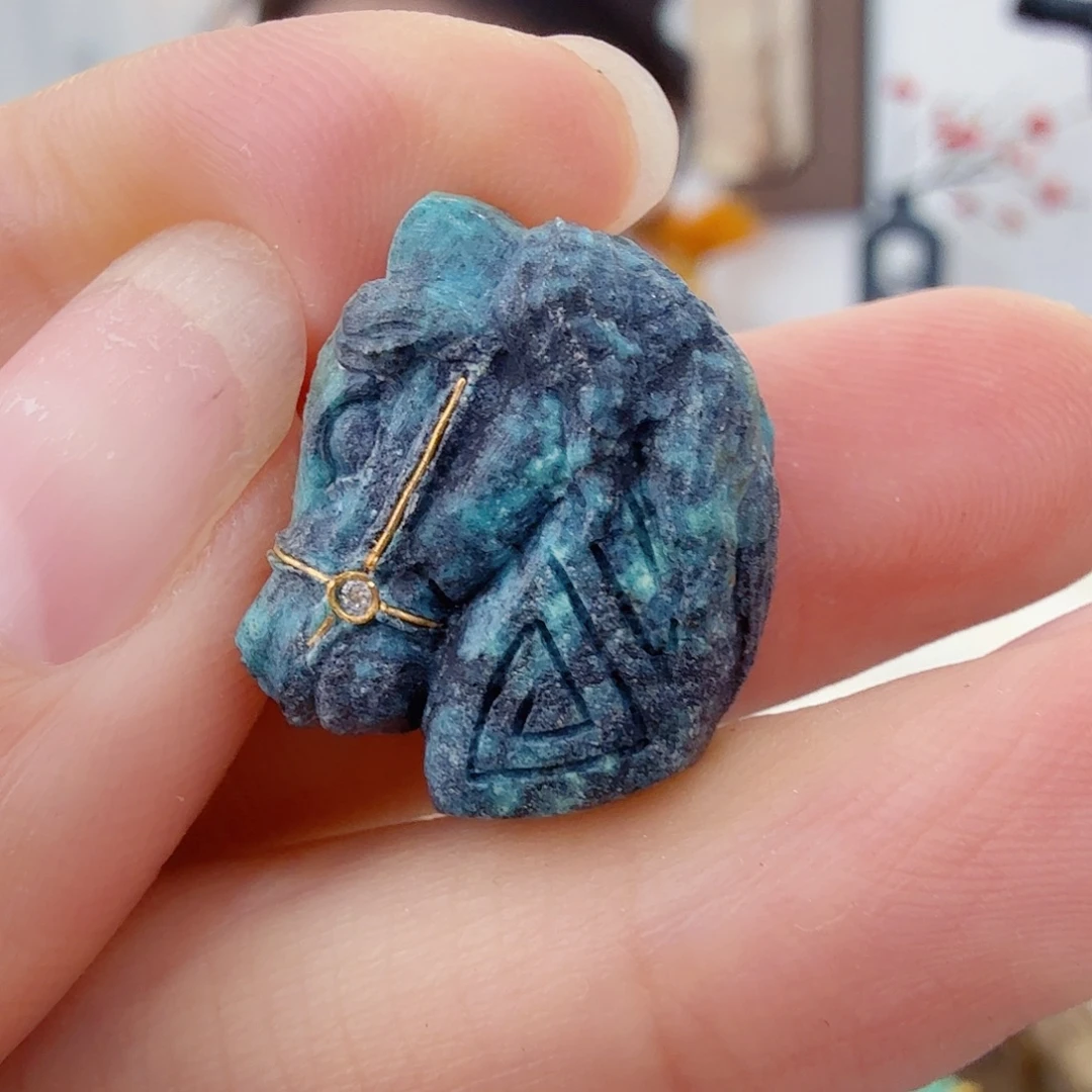 绿松石未镶嵌珠宝奇石