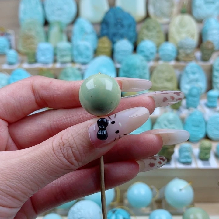 绿松石未镶嵌珠宝奇石18+