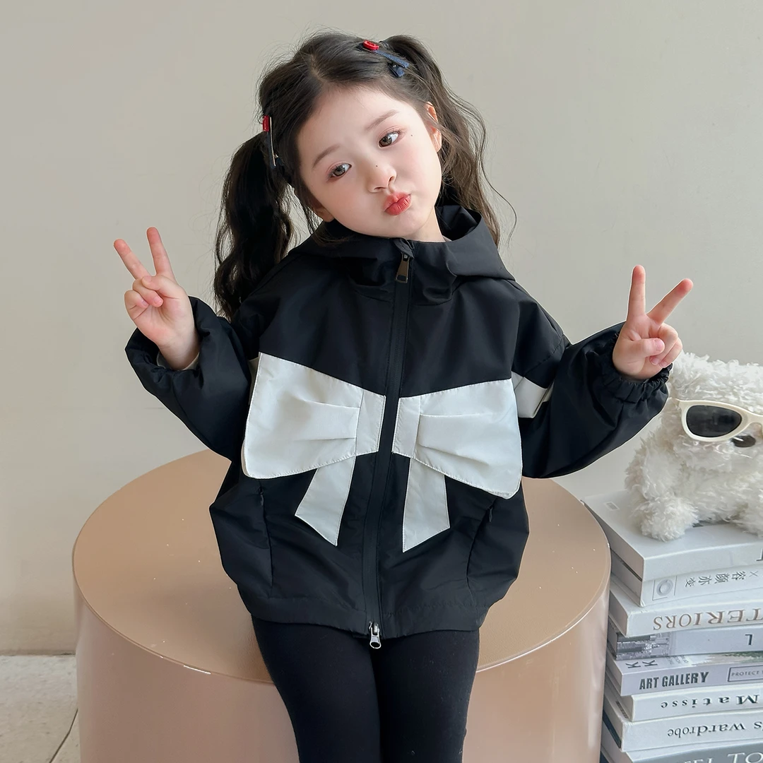 女童春季外套2025新款女孩上衣儿童洋气户外运动冲锋衣宝宝春秋款