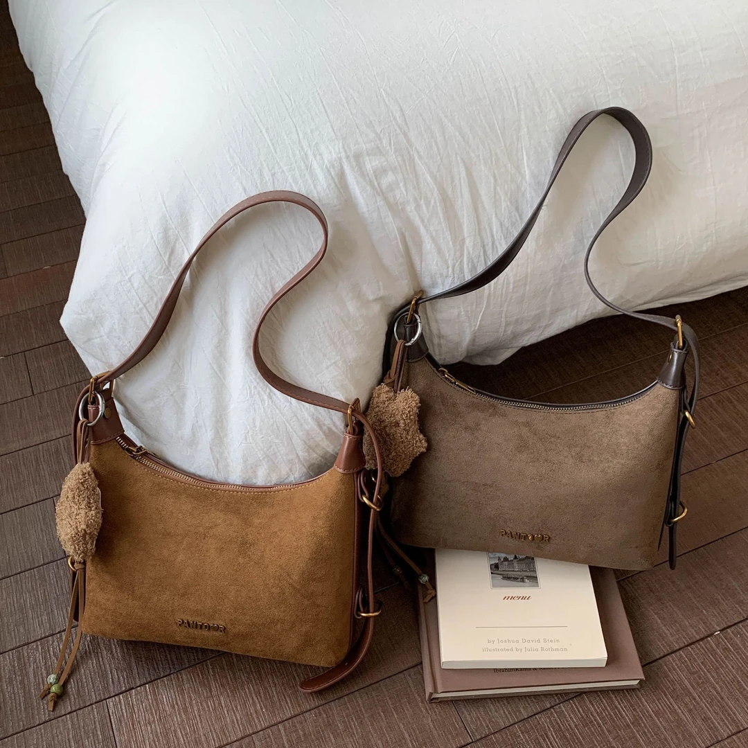 女包磨砂麂皮腋下包包女式2025新款高级感百搭轻时尚气质网红同款