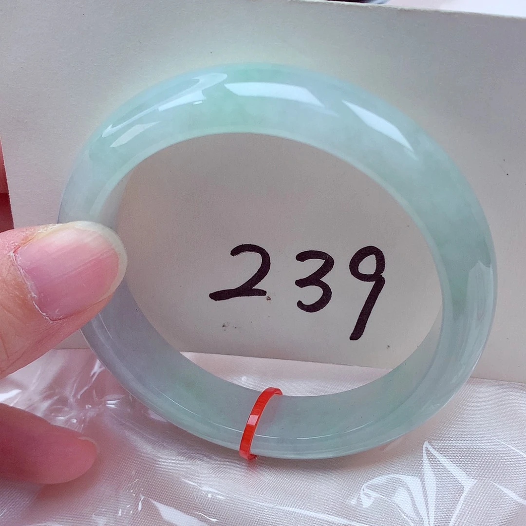 翡翠未镶嵌手镯翡翠