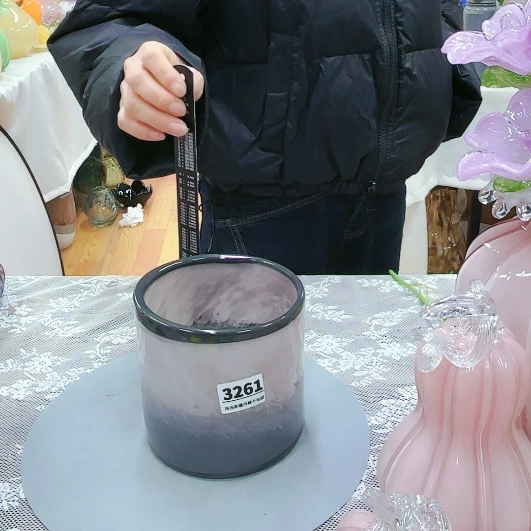 福利不退不换琉璃花瓶艺术品