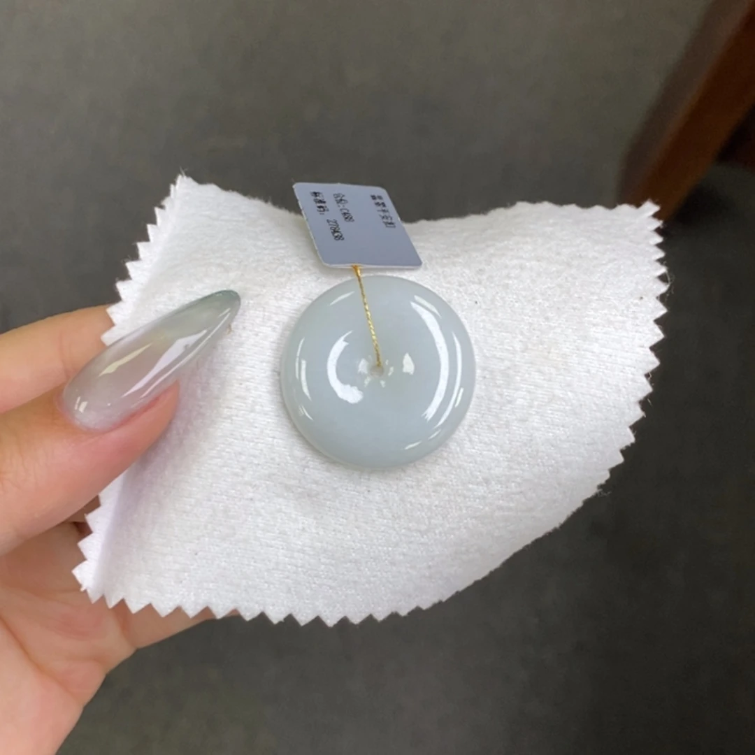 【闪购商品】颈饰未镶嵌翡翠平安扣