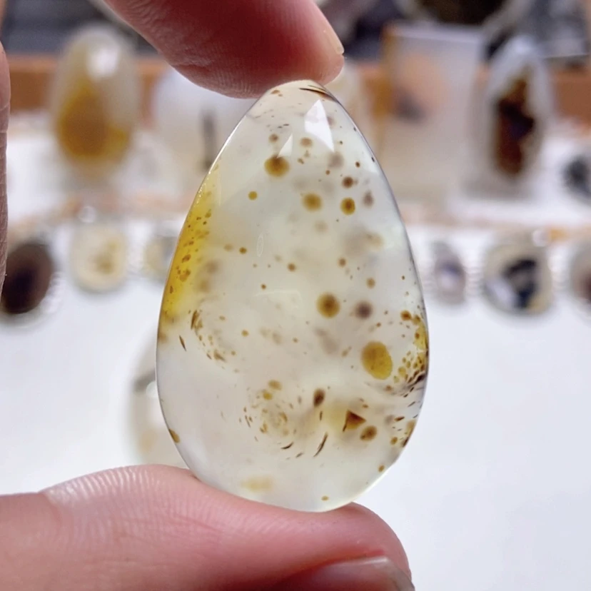 【闪购商品】玛瑙/玉髓颈饰未镶嵌