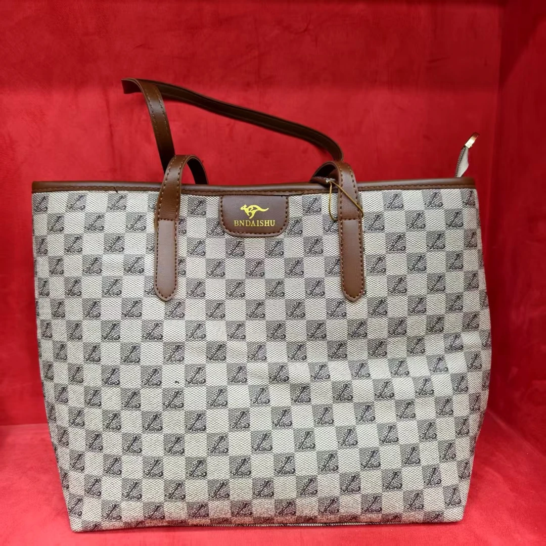 （亮牌灯点关注才可以拍）单肩斜手提包气质手提包肩包经典轻奢时尚