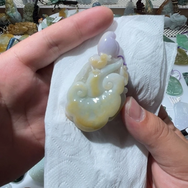 翡翠颈饰未镶嵌天然