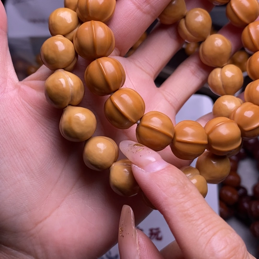 文玩核桃手串鲨鱼屁桃