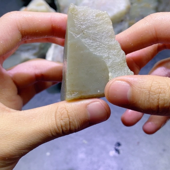 和田玉（糖玉）未镶嵌珠宝半成品