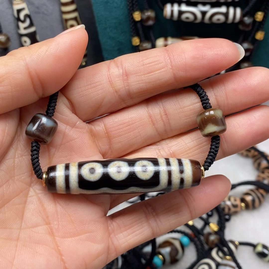 玛瑙/玉髓颈饰合金