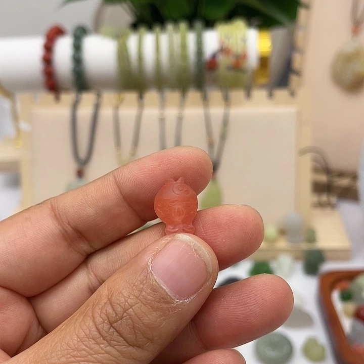 沐***儿南红玛瑙未镶嵌颈饰