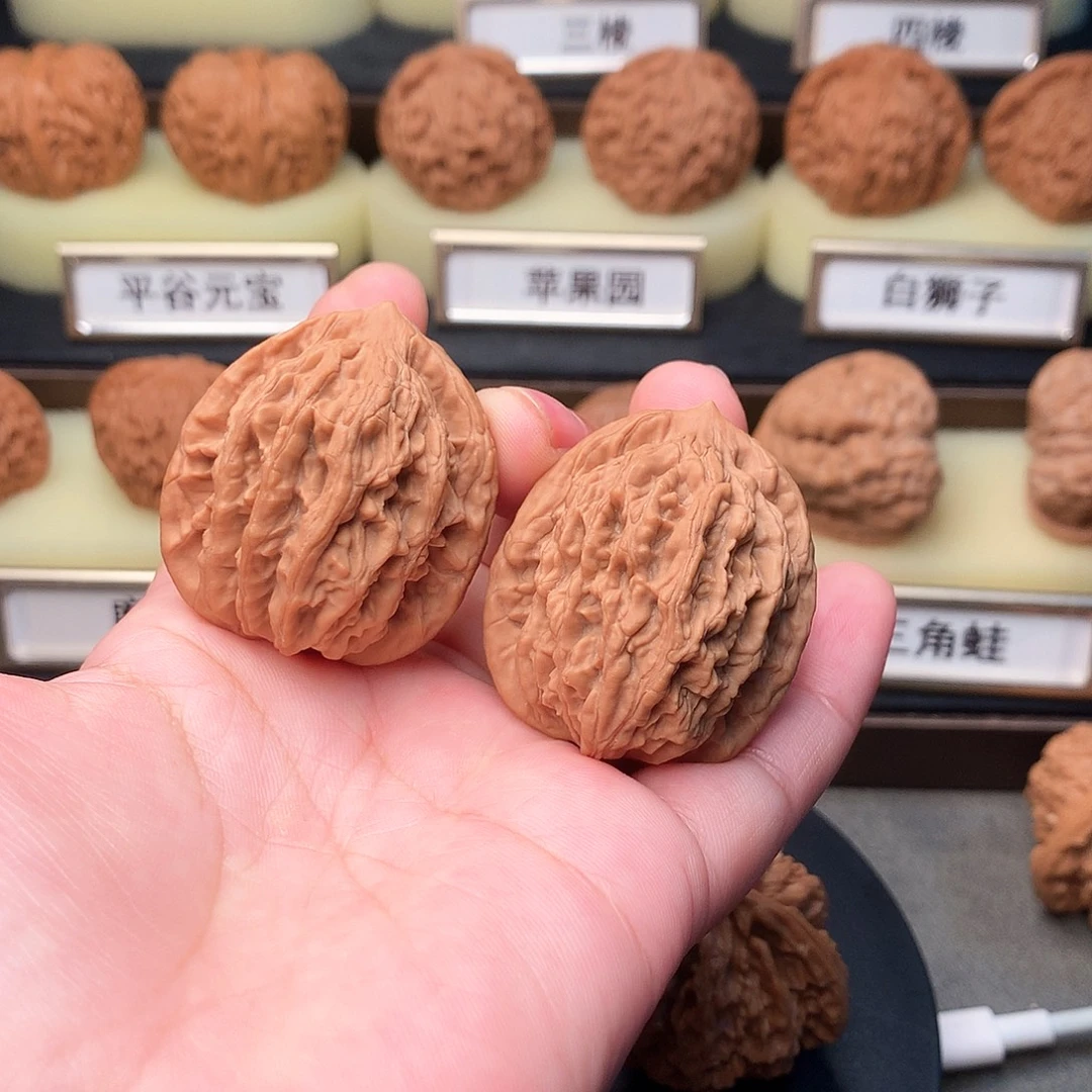 吊坠文玩核桃344号虎头35+