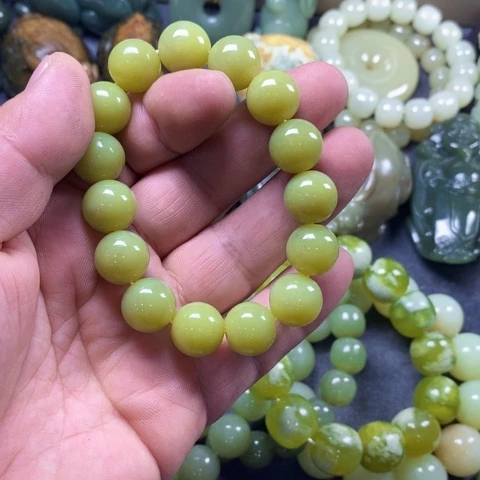 未镶嵌蛇纹石玉手链