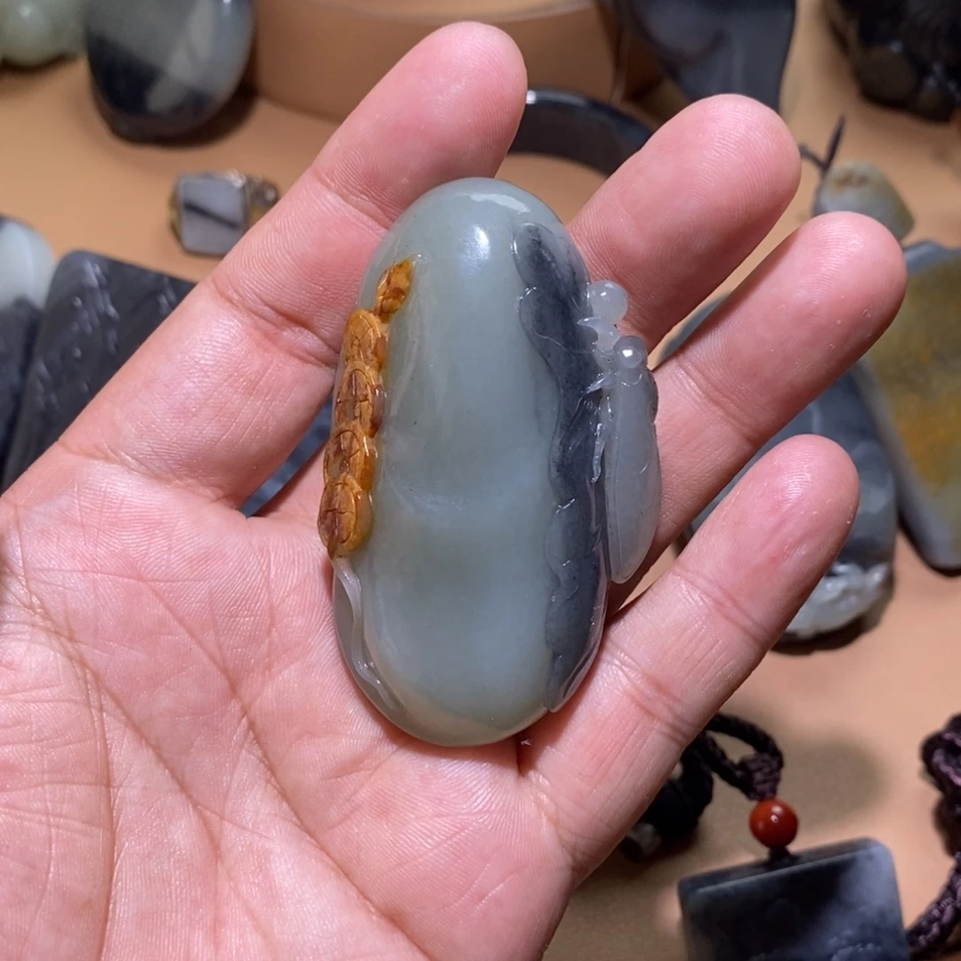 未镶嵌和田玉把件