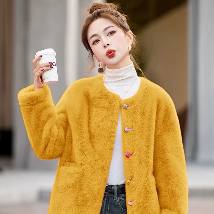 妮妮家192冬季新款减龄彩色单排扣上衣外套