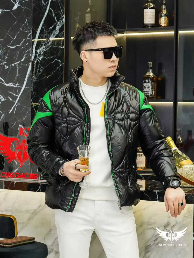 男士保暖羽绒服冬季新款时尚潮流亮面个性拼色立领休闲白鸭绒外套