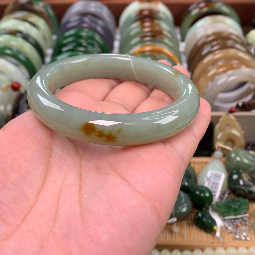 和田玉未镶嵌手镯59口径