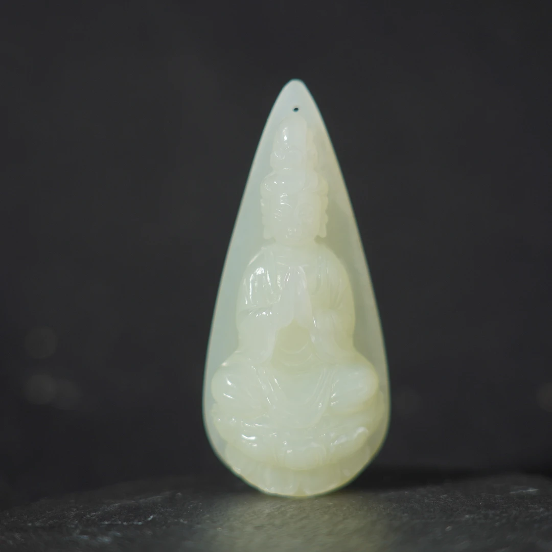 10O3   清   和田玉观音吊坠