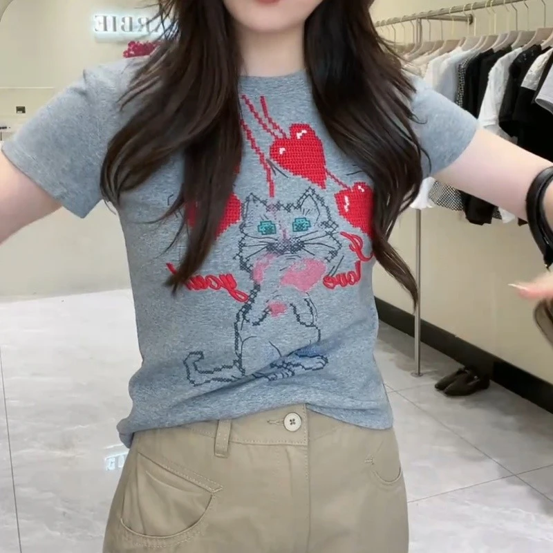 潮流猫咪图案心形T恤女士2025夏季新新颖别致设计感圆领短袖上衣