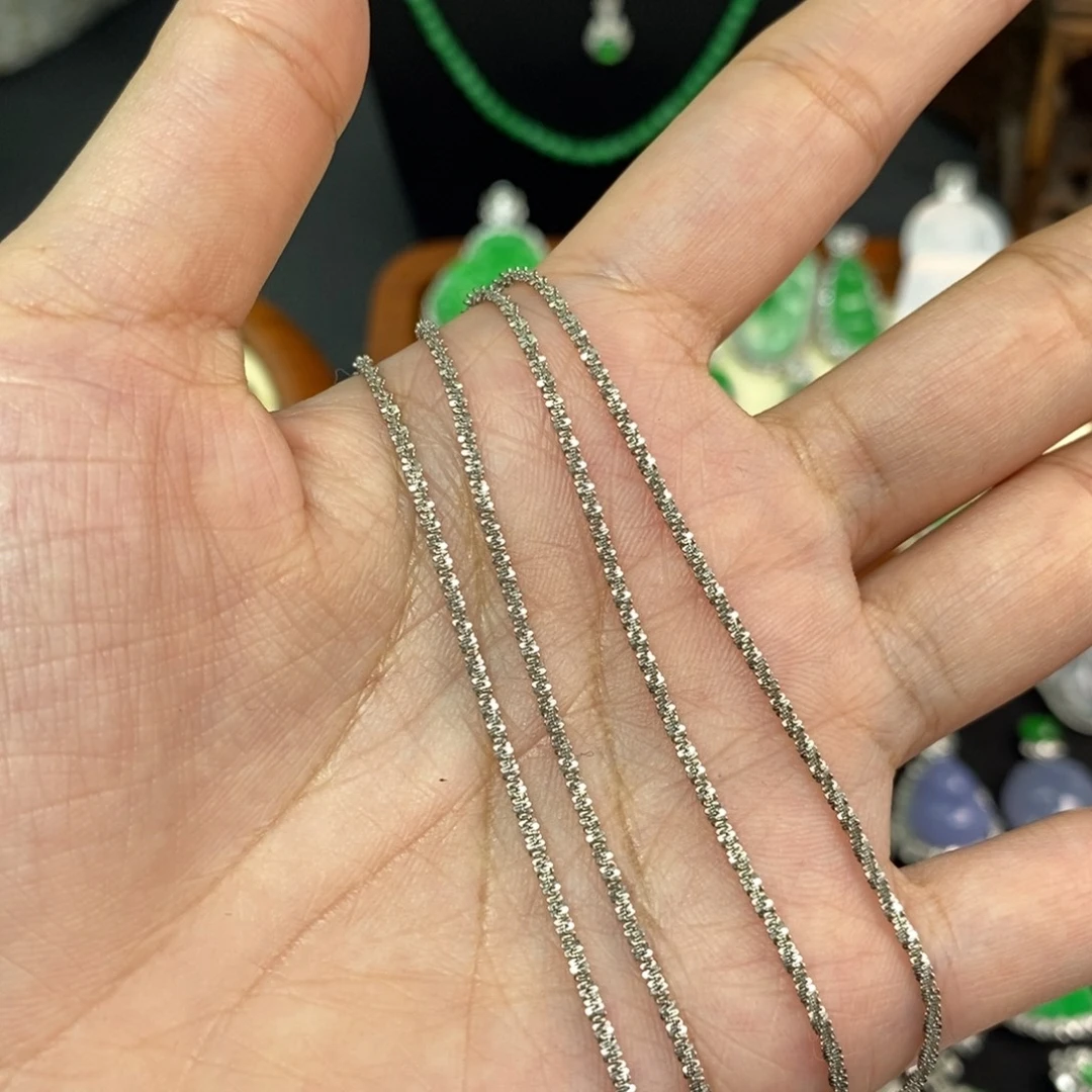 翡翠未镶嵌颈饰A货翡翠