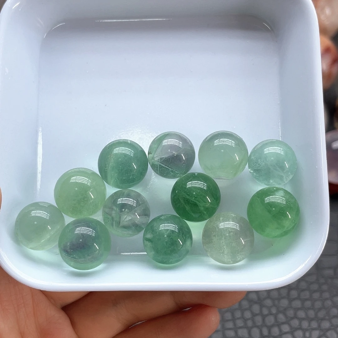 水晶珠宝半成品未镶嵌75绿莹单株