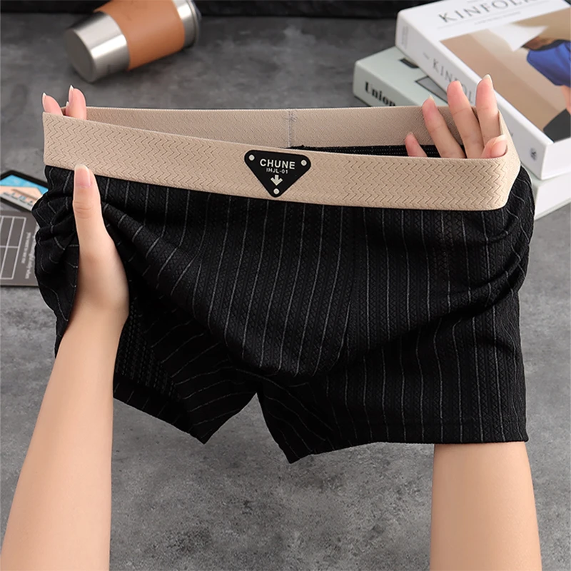 2025新款男士内裤网红个性潮流运动平角裤男生透气爆款四角短裤头