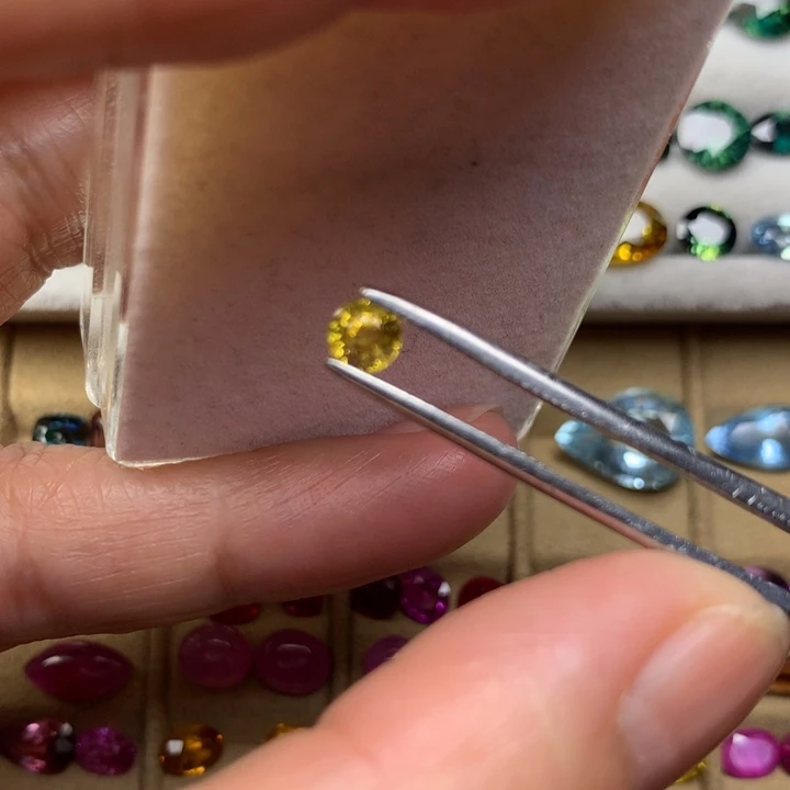 裸石蓝宝石裸石规格