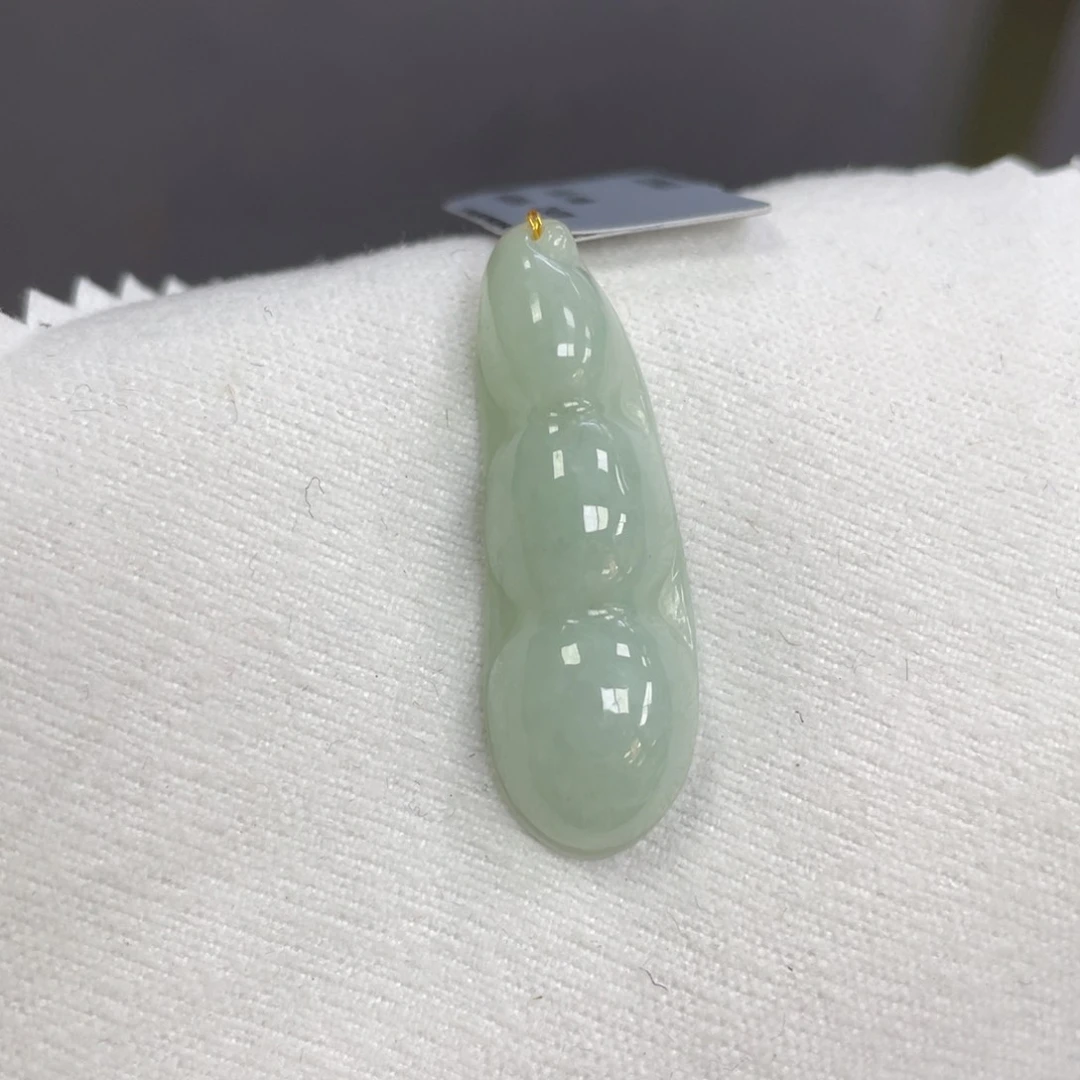颈饰未镶嵌翡翠福豆