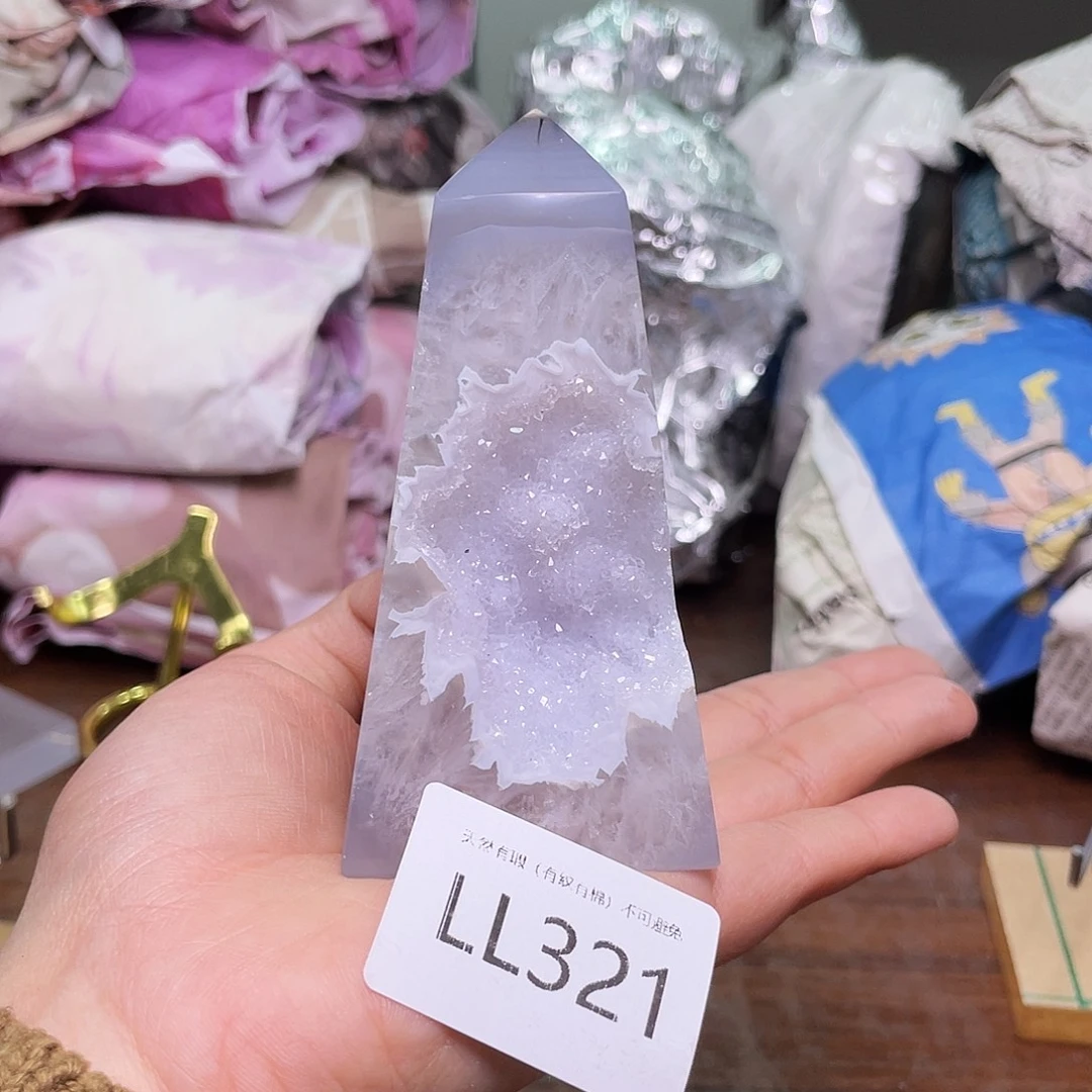 水晶未镶嵌大型摆件（非配饰）