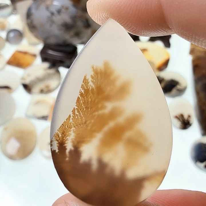 玛瑙/玉髓未镶嵌珠宝半成品