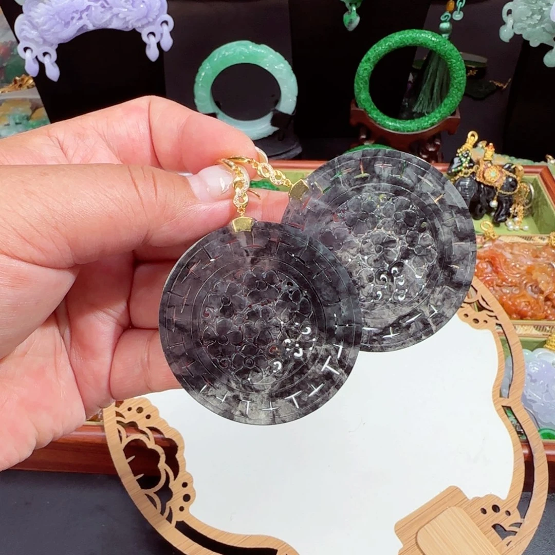 翡翠未镶嵌颈饰仿古