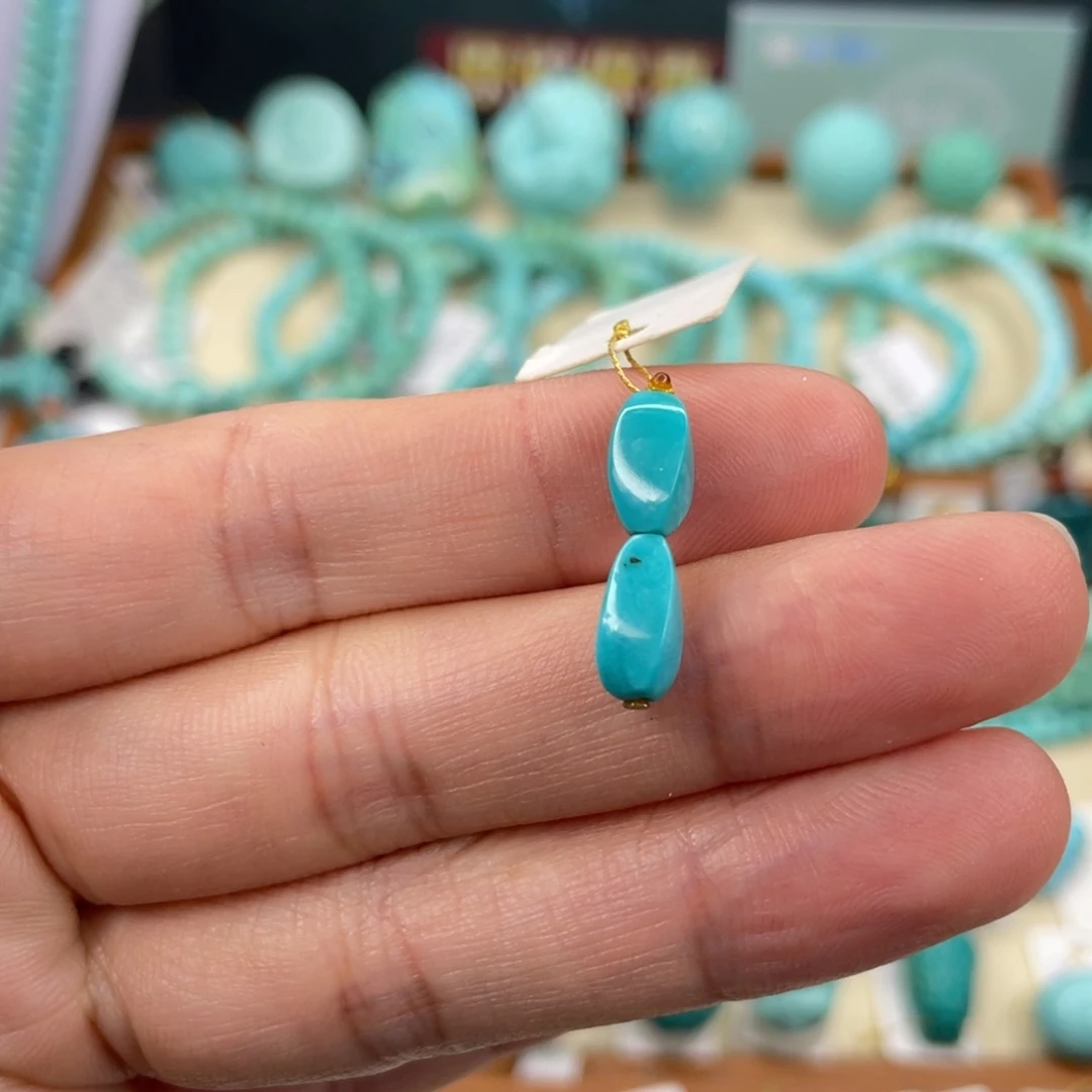 绿松石未镶嵌挂件