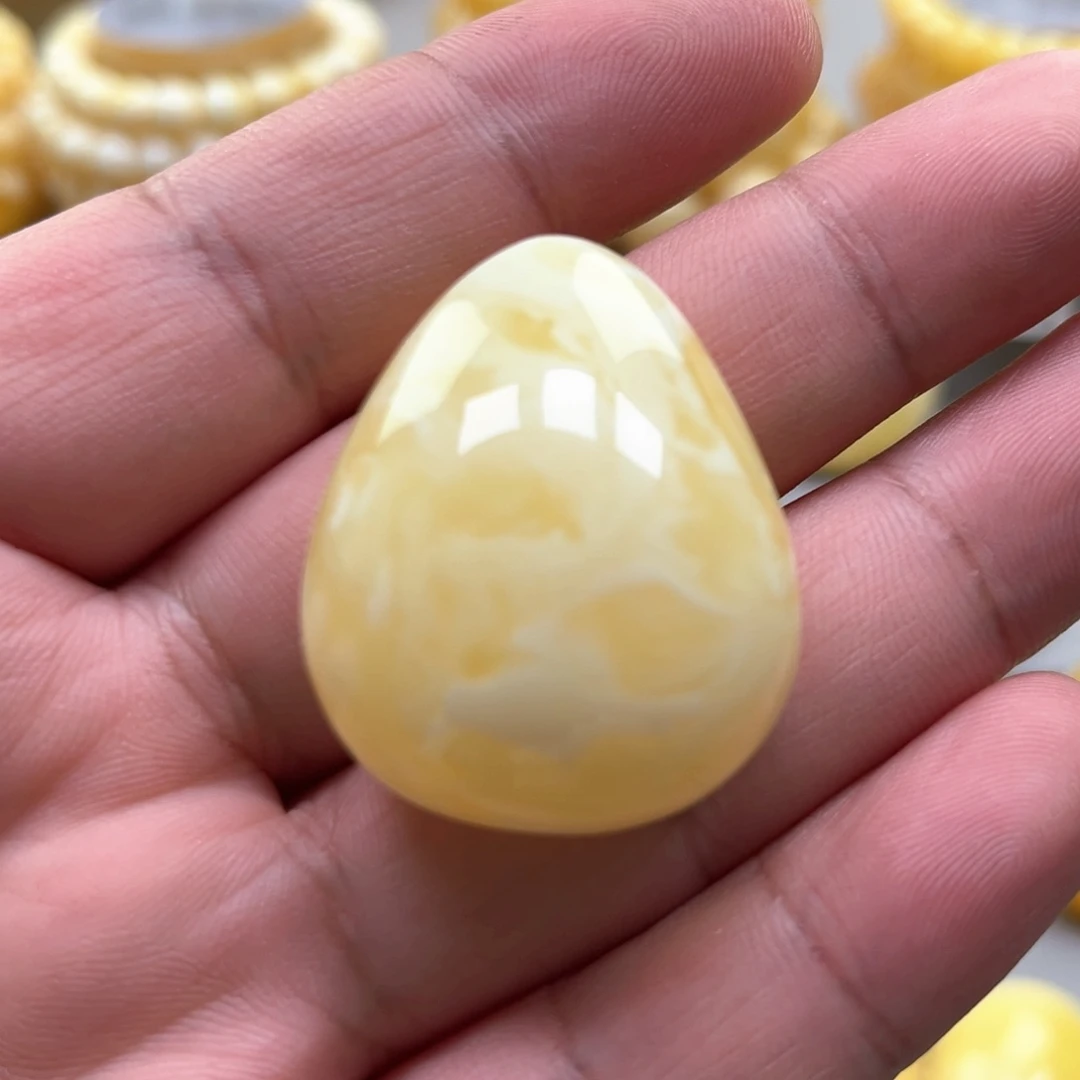 琥珀颈饰未镶嵌吊坠