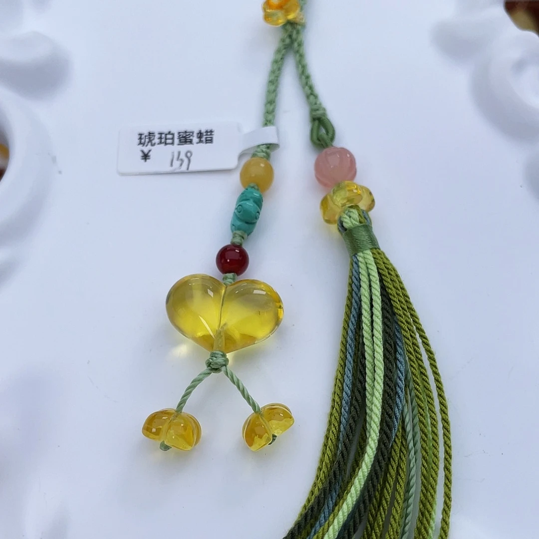 琥珀吊坠(赠链)未镶嵌