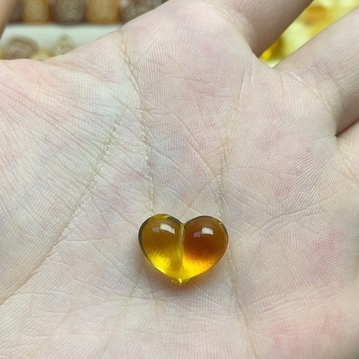 吊坠橄榄核小屁桃