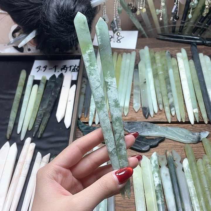 蛇纹石玉发饰合金魔****使