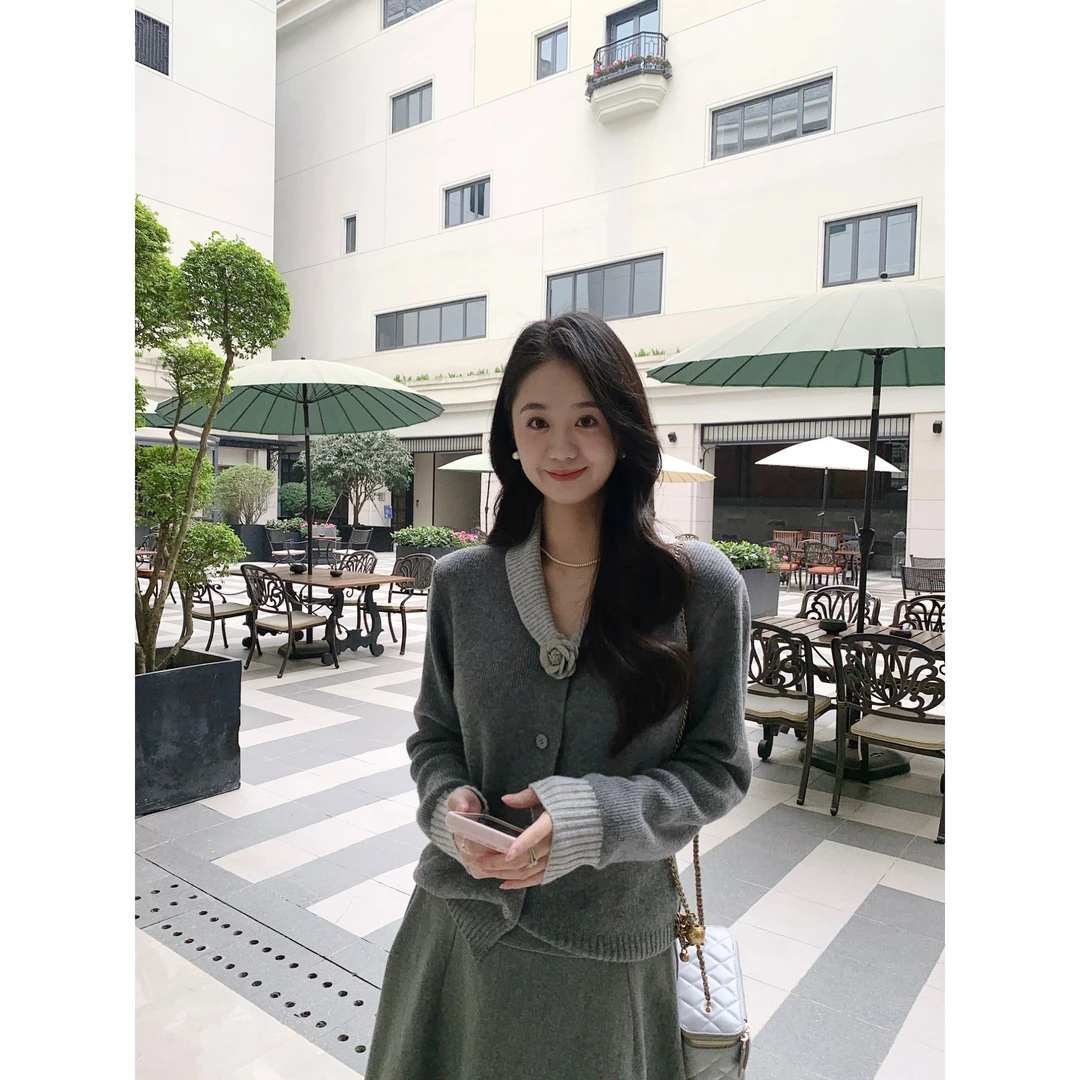 LaceytoDitto 2025/1/5  中午12点大上新衣