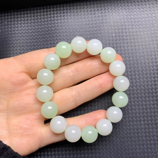 和田玉白➕翠卡12珠经手串