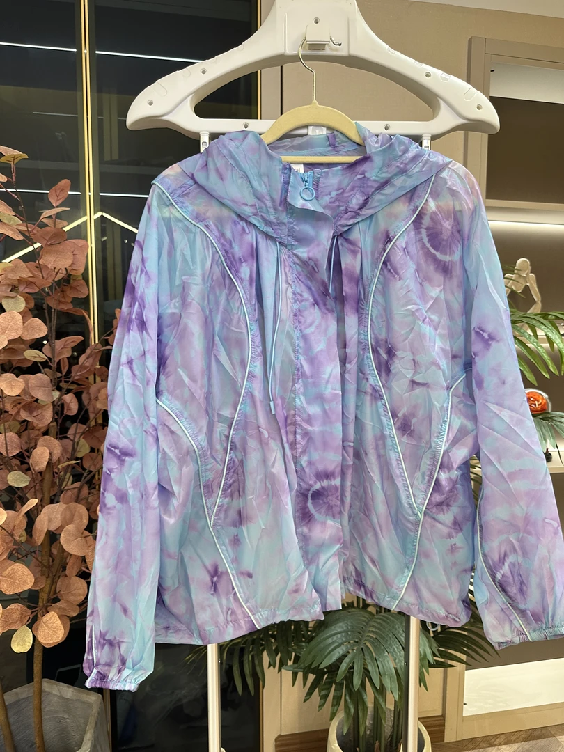 高级感2025新款时尚小众设计感轻薄透气防晒衣外套