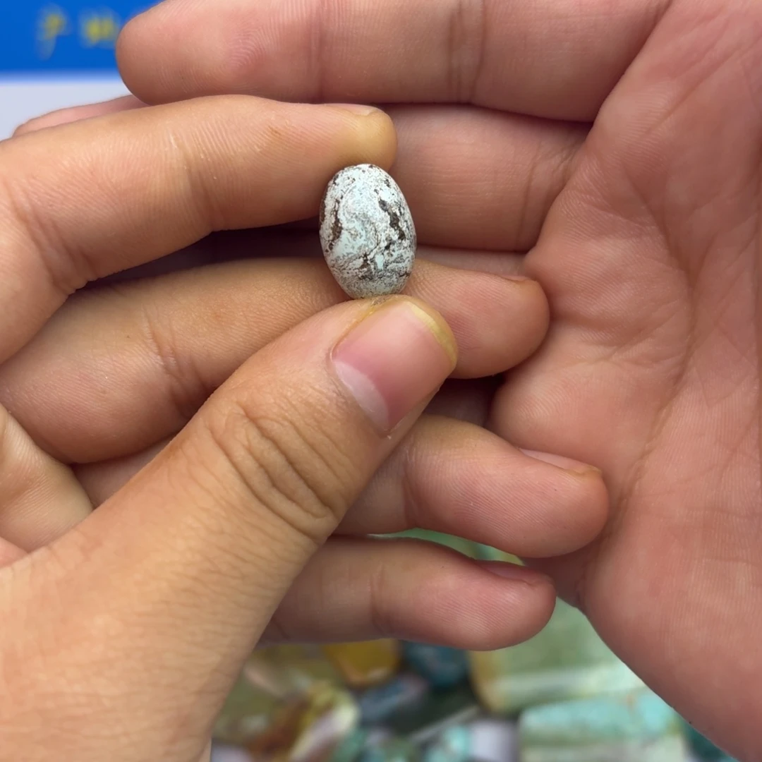 南红玛瑙未镶嵌绿松石