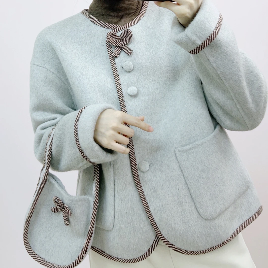 001新品时尚气质圆领蝴蝶结撞色减龄长毛呢双面外套25001/GP