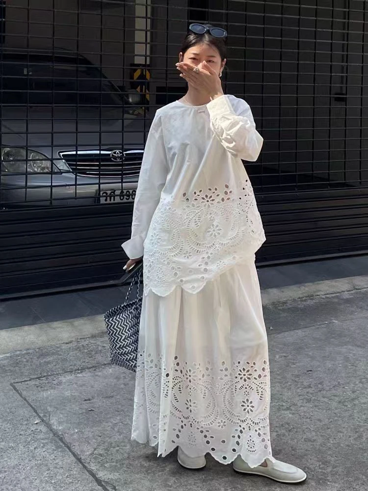 2025春款小众设计极简风百搭镂空上衣两件套