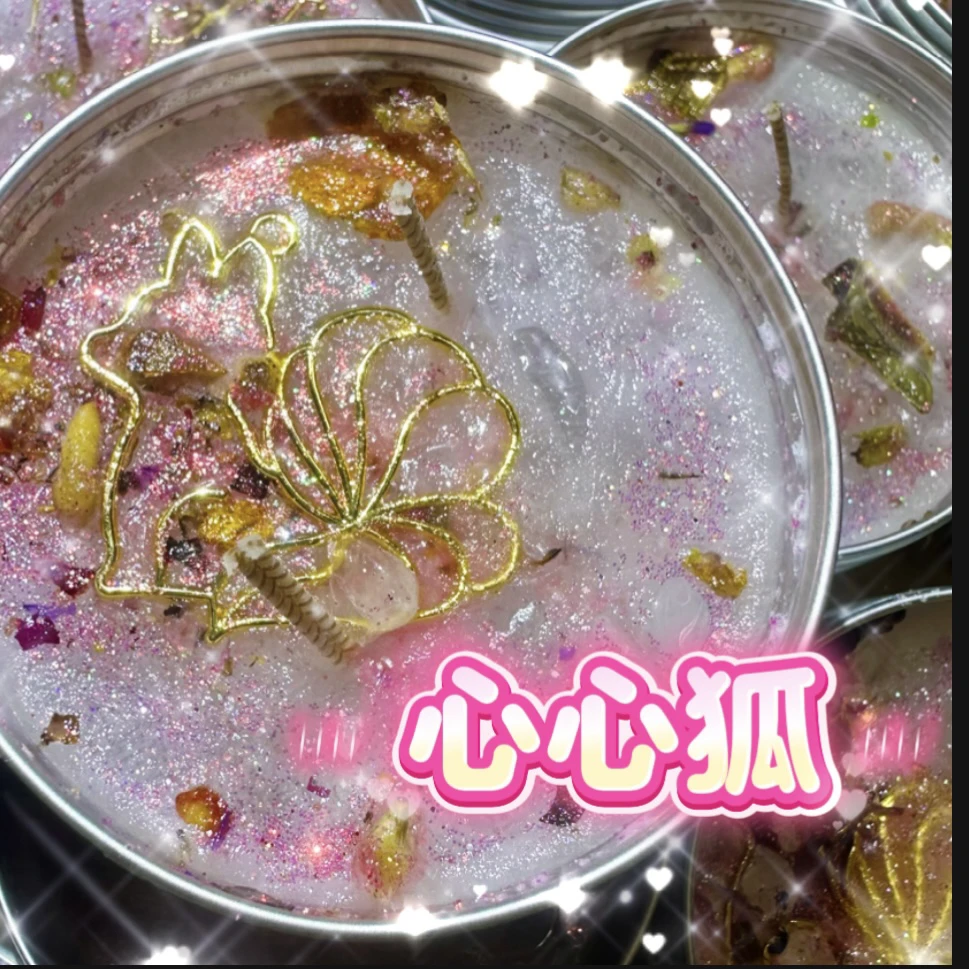 3个粉心爱狐蜡烛