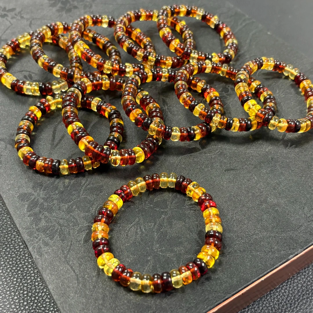 「戴琴珠宝」DQ4130-琥珀8-9mm左右单圈手串(多样性发其一）