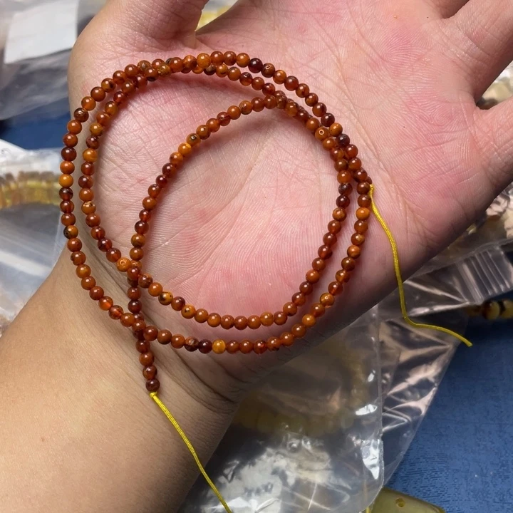 未镶嵌琥珀珠宝奇石