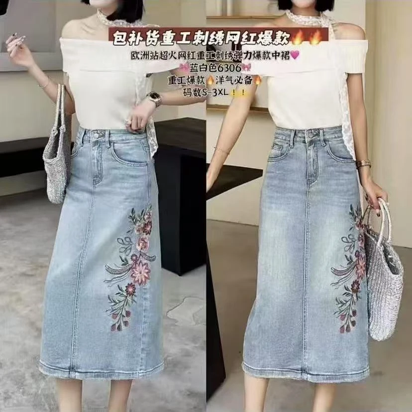 6306新款时尚重工刺绣百搭牛仔半身裙（无腰带）